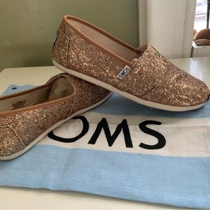 TOMS Rose Gold Lace Glitz Classic Slip-On Shoes SIZE:W6.5